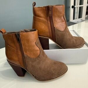 Rebels brand ankle boots with a western vibe #westernboots